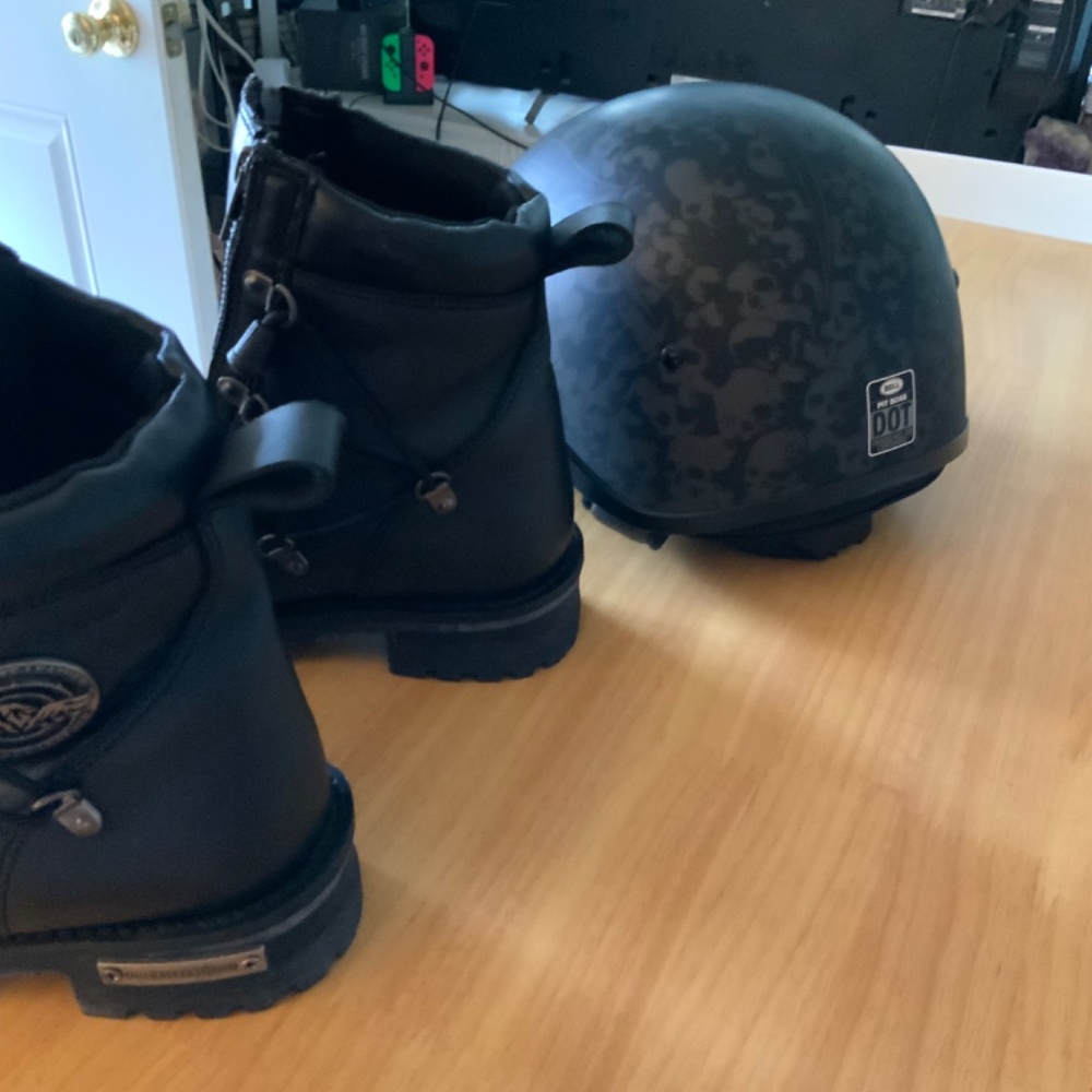 Woman’s Riding boots - Picture 5 of 12